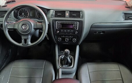 Volkswagen Jetta VI, 2014 год, 997 000 рублей, 12 фотография