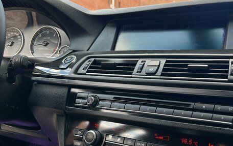 BMW 5 серия, 2011 год, 1 800 000 рублей, 4 фотография
