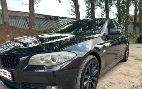 BMW 5 серия, 2011 год, 1 800 000 рублей, 14 фотография