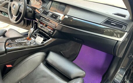BMW 5 серия, 2011 год, 1 800 000 рублей, 12 фотография
