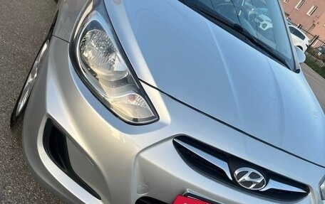Hyundai Solaris II рестайлинг, 2011 год, 699 000 рублей, 3 фотография