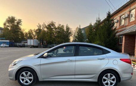 Hyundai Solaris II рестайлинг, 2011 год, 699 000 рублей, 31 фотография