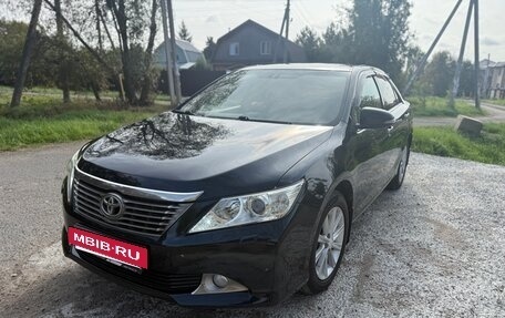 Toyota Camry, 2012 год, 1 590 000 рублей, 3 фотография