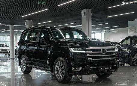 Toyota Land Cruiser, 2025 год, 13 600 000 рублей, 2 фотография