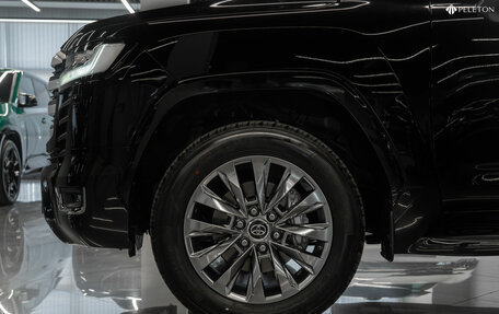 Toyota Land Cruiser, 2025 год, 13 600 000 рублей, 28 фотография