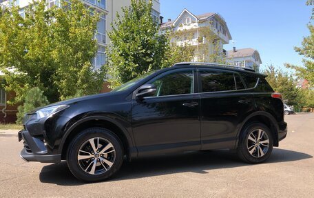 Toyota RAV4, 2018 год, 2 020 000 рублей, 3 фотография