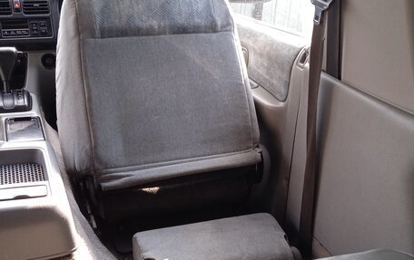 Mazda Bongo Friendee i рестайлинг, 1997 год, 500 000 рублей, 26 фотография