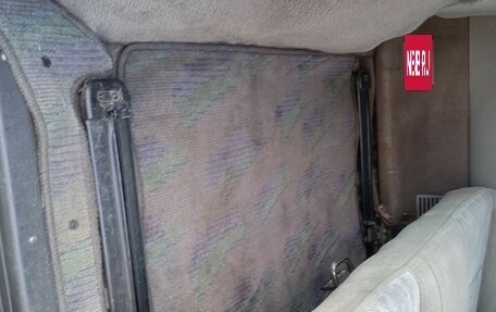 Mazda Bongo Friendee i рестайлинг, 1997 год, 500 000 рублей, 29 фотография