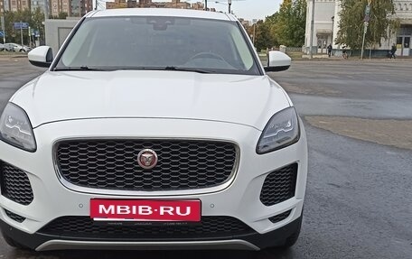 Jaguar E-Pace, 2018 год, 2 500 000 рублей, 1 фотография
