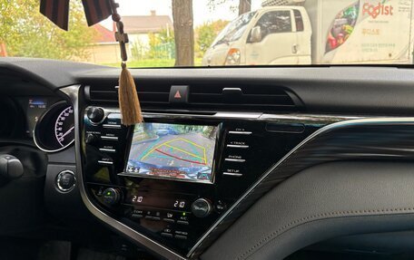 Toyota Camry, 2020 год, 2 700 000 рублей, 7 фотография