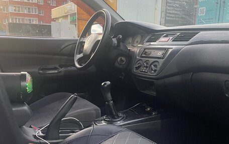 Mitsubishi Lancer IX, 2004 год, 350 000 рублей, 7 фотография