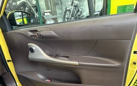 Toyota iQ, 2010 год, 780 000 рублей, 11 фотография