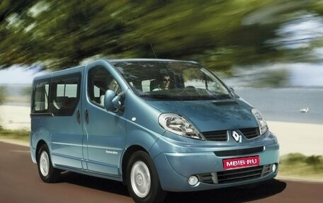 Renault Trafic, 2006 год, 990 000 рублей, 1 фотография