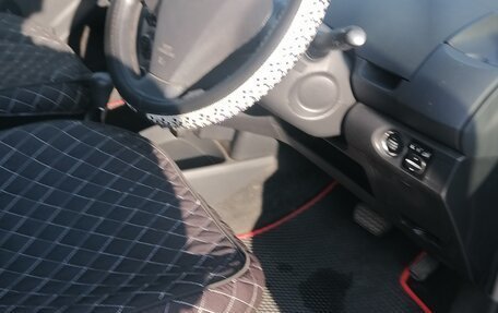 Toyota Vitz, 2005 год, 600 000 рублей, 8 фотография