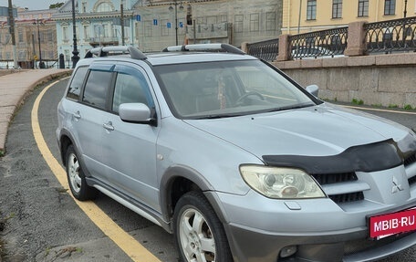 Mitsubishi Outlander III рестайлинг 3, 2006 год, 777 777 рублей, 4 фотография