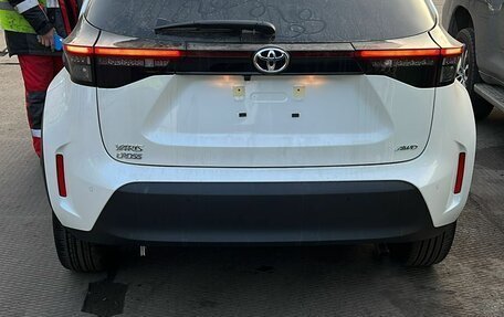 Toyota Yaris Cross, 2020 год, 2 490 000 рублей, 3 фотография