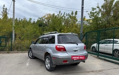 Mitsubishi Outlander III рестайлинг 3, 2005 год, 499 999 рублей, 5 фотография