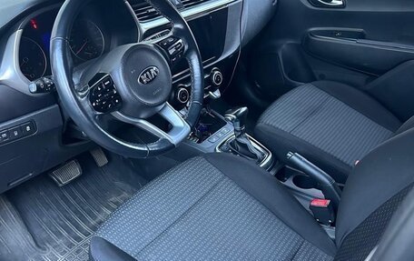 KIA Rio IV, 2020 год, 999 000 рублей, 24 фотография