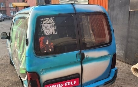 Peugeot Partner II рестайлинг 2, 2004 год, 350 000 рублей, 3 фотография