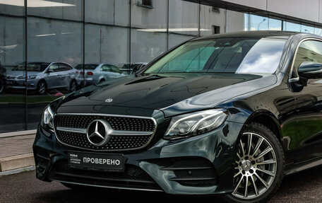 Mercedes-Benz E-Класс, 2017 год, 3 999 000 рублей, 2 фотография