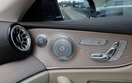 Mercedes-Benz E-Класс, 2017 год, 3 999 000 рублей, 26 фотография