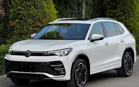 Volkswagen Tiguan, 2024 год, 4 300 000 рублей, 1 фотография