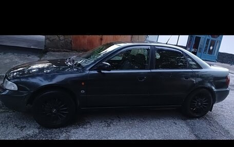 Audi A4, 1996 год, 300 000 рублей, 6 фотография