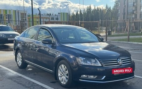 Volkswagen Passat B7, 2012 год, 970 000 рублей, 3 фотография