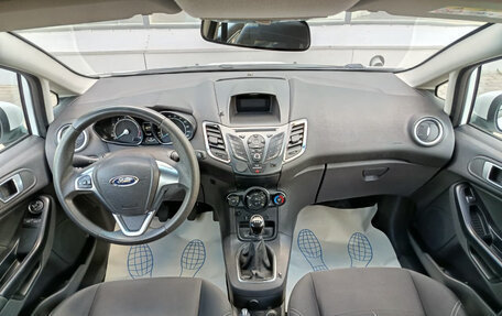 Ford Fiesta, 2016 год, 765 000 рублей, 10 фотография