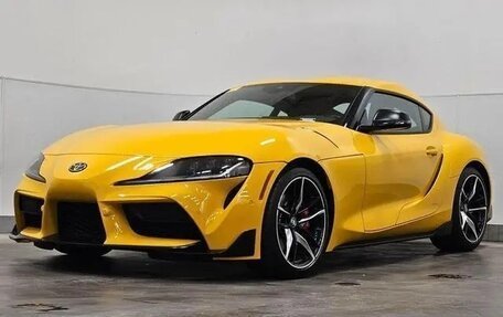Toyota Supra, 2021 год, 5 000 000 рублей, 2 фотография