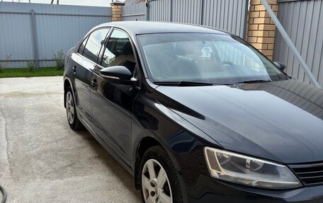 Volkswagen Jetta VI, 2012 год, 950 000 рублей, 3 фотография