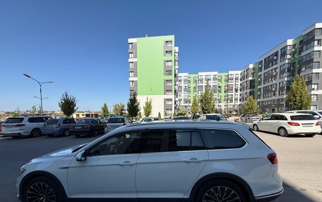 Volkswagen Passat B8 рестайлинг, 2018 год, 2 590 000 рублей, 4 фотография