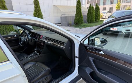 Volkswagen Passat B8 рестайлинг, 2018 год, 2 590 000 рублей, 22 фотография