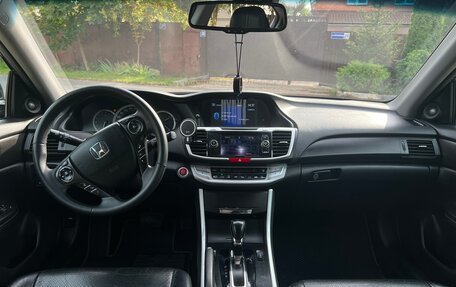 Honda Accord IX рестайлинг, 2013 год, 1 380 000 рублей, 11 фотография