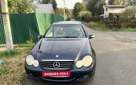 Mercedes-Benz C-Класс, 2002 год, 450 000 рублей, 2 фотография