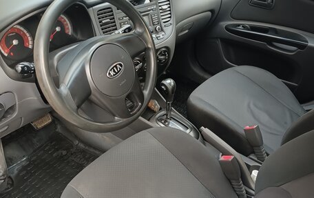KIA Rio II, 2011 год, 650 000 рублей, 4 фотография