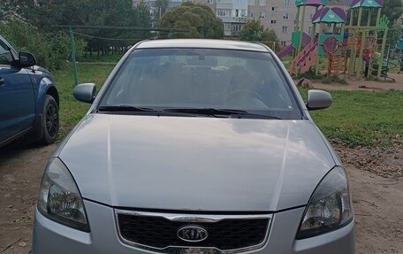 KIA Rio II, 2011 год, 650 000 рублей, 2 фотография