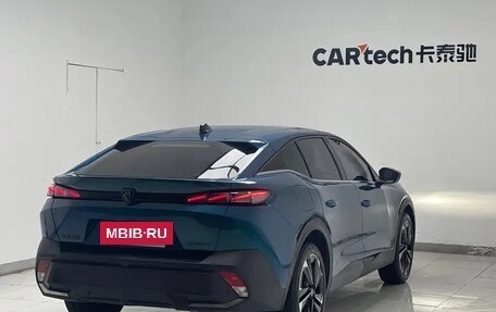 Peugeot 408, 2023 год, 2 820 000 рублей, 5 фотография