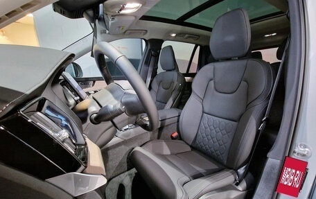 Volvo XC90 II рестайлинг, 2025 год, 10 600 000 рублей, 11 фотография