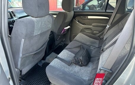 Toyota Land Cruiser Prado 120 рестайлинг, 2007 год, 1 750 000 рублей, 11 фотография