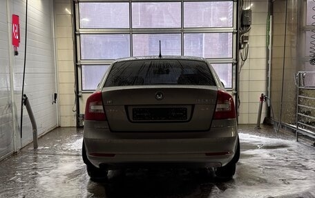 Skoda Octavia, 2010 год, 890 000 рублей, 11 фотография