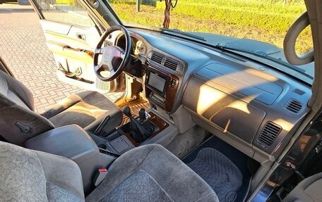 Nissan Patrol, 1998 год, 999 990 рублей, 21 фотография