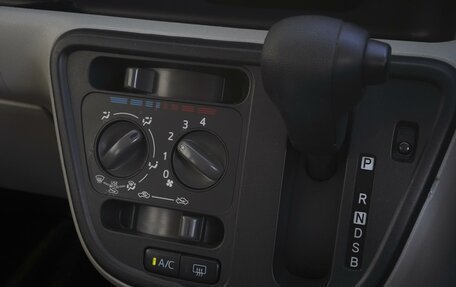 Toyota Passo III, 2019 год, 989 000 рублей, 12 фотография