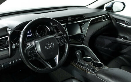 Toyota Camry, 2020 год, 2 945 000 рублей, 11 фотография