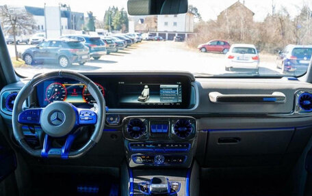 Mercedes-Benz G-Класс AMG 6x6, 2024 год, 249 900 000 рублей, 24 фотография