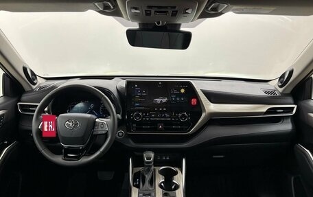 Toyota Highlander, 2025 год, 5 790 000 рублей, 18 фотография