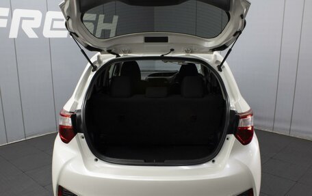 Toyota Vitz, 2017 год, 990 000 рублей, 19 фотография