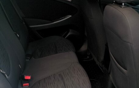 Hyundai Solaris II рестайлинг, 2016 год, 990 000 рублей, 7 фотография