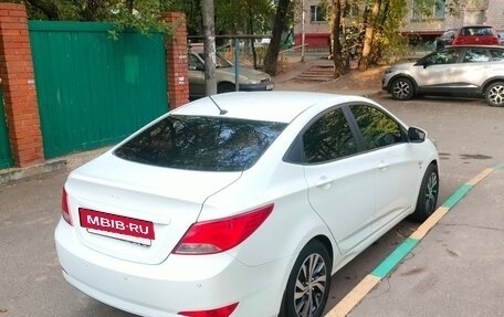 Hyundai Solaris II рестайлинг, 2016 год, 990 000 рублей, 5 фотография