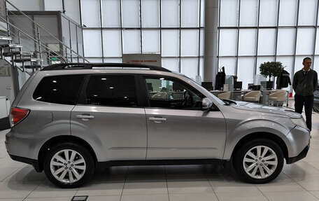 Subaru Forester, 2011 год, 930 000 рублей, 8 фотография